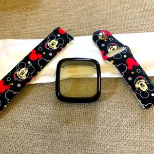 Fitbit VERSA 2 compatible Disney© band. So cute